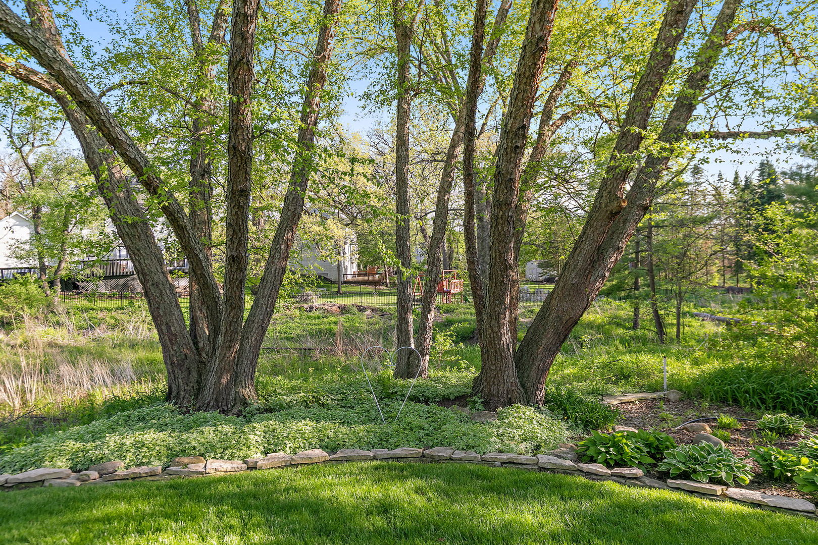1045 Helen Drive, Algonquin, IL 60102