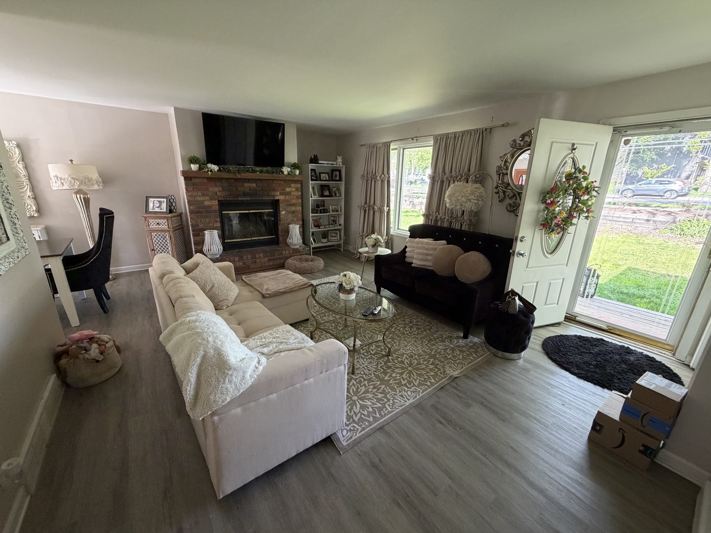 3S478 Winfield Road, Warrenville, IL 60555