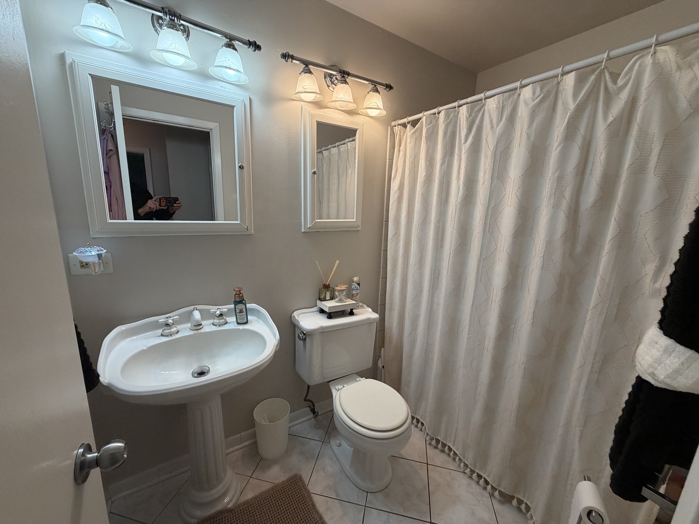 3S478 Winfield Road, Warrenville, IL 60555