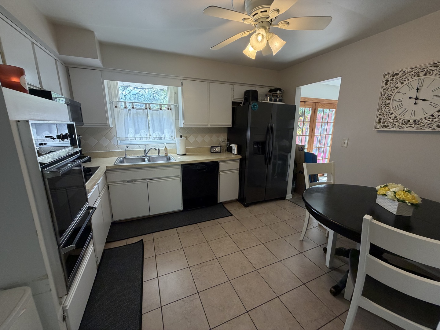 3S478 Winfield Road, Warrenville, IL 60555
