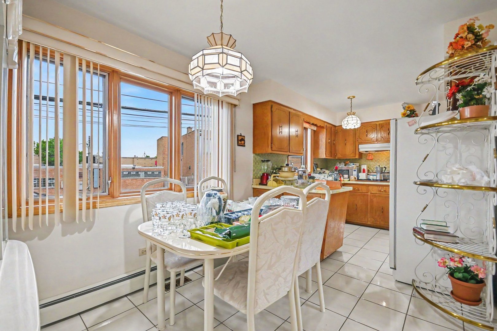 5439 N Neva Avenue, Chicago, IL 60656