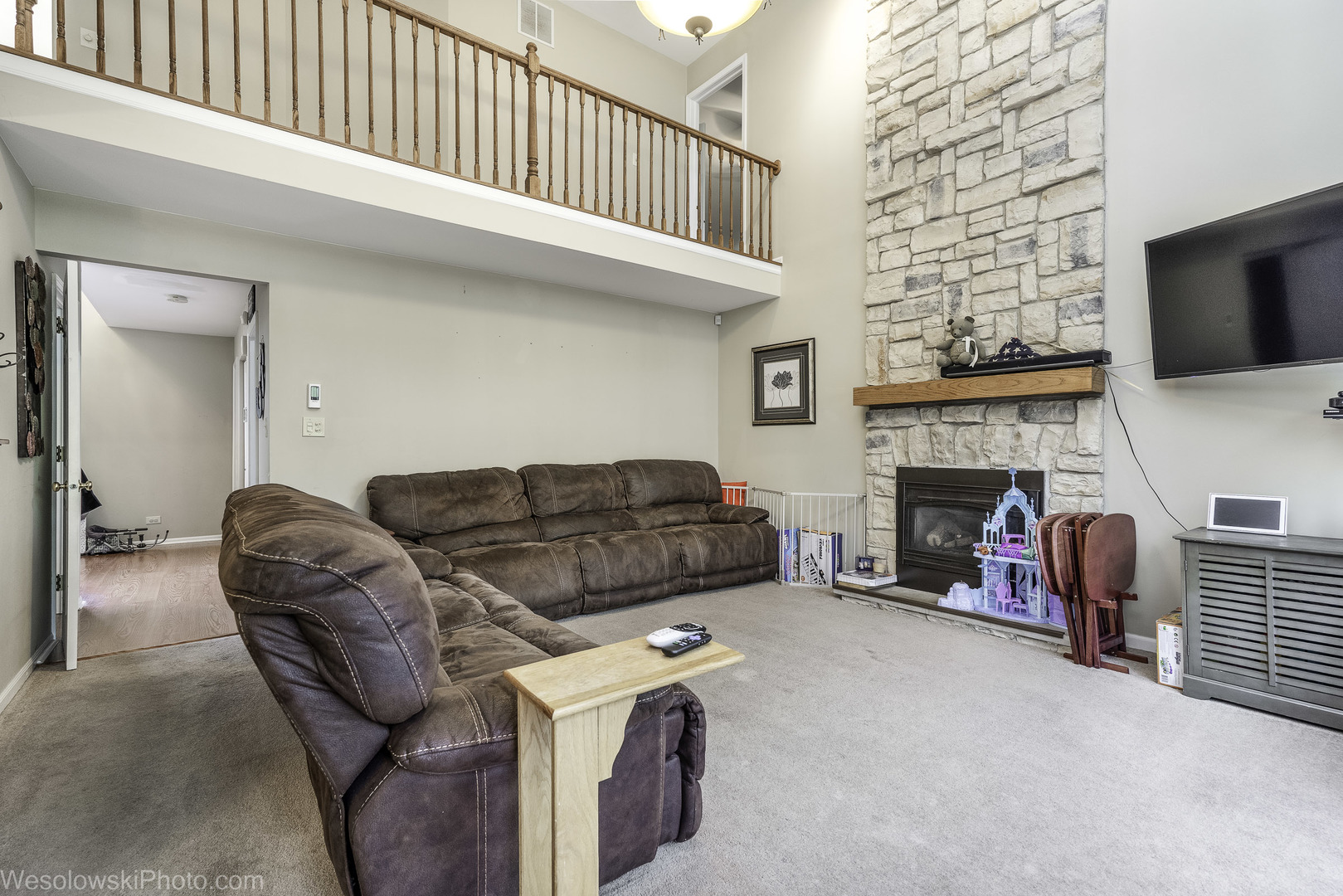 106 Wildflower Way, Streamwood, IL 60107