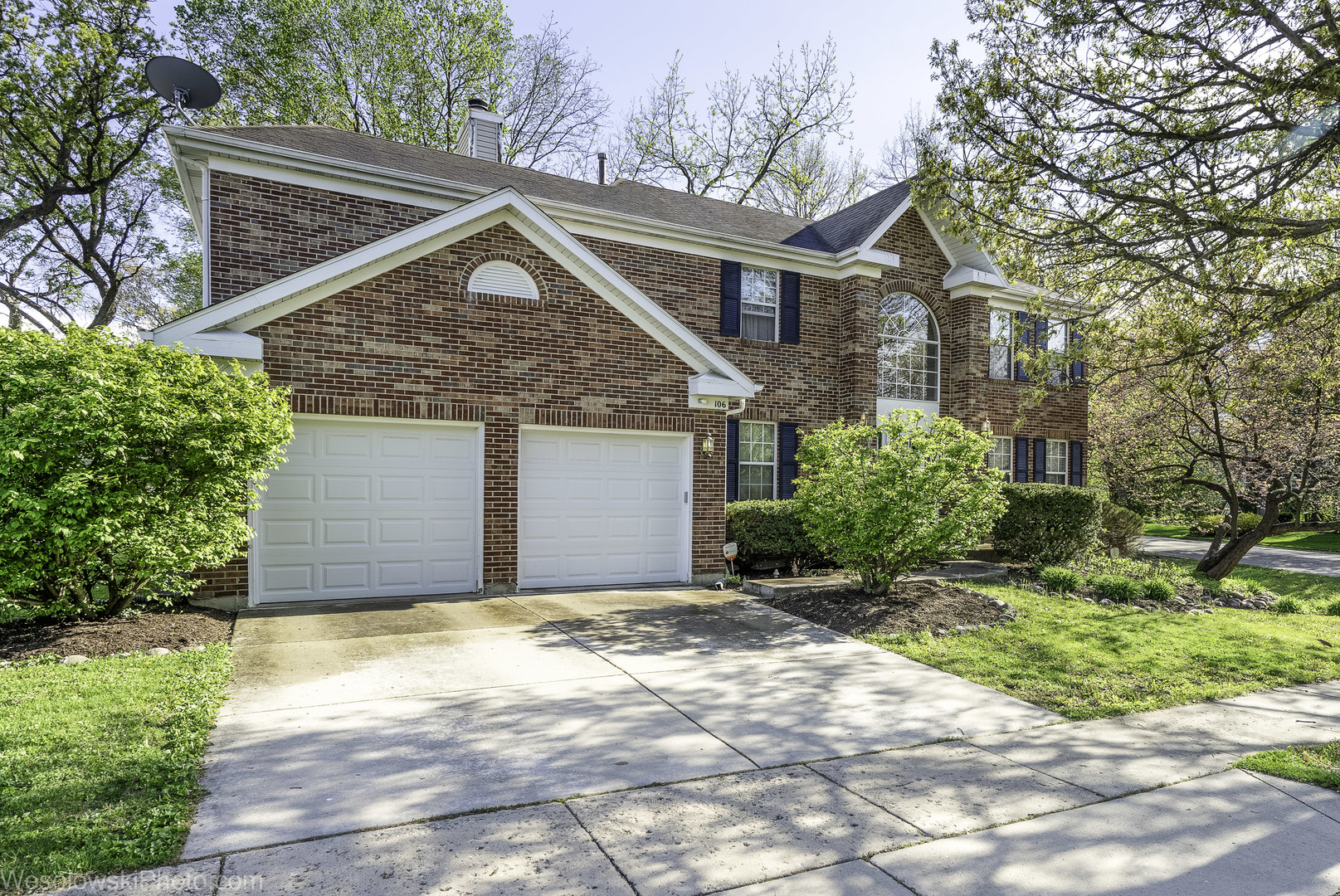 106 Wildflower Way, Streamwood, IL 60107