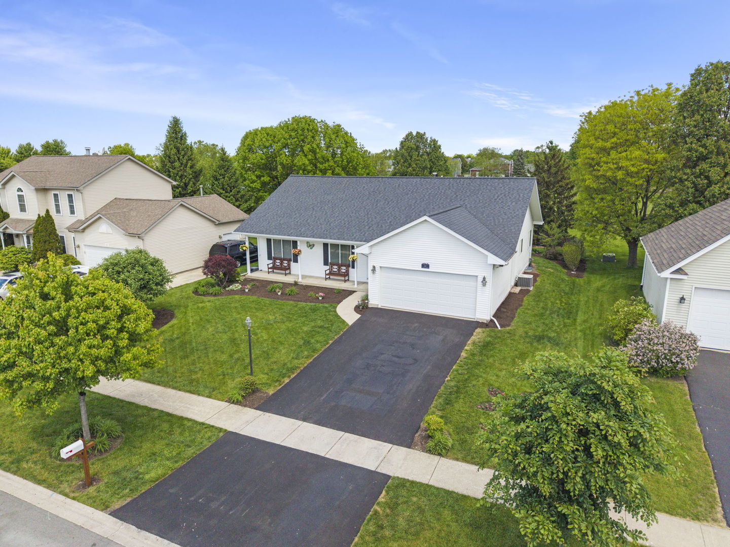 513 Pheasant Chase Drive, Bolingbrook, IL 60490