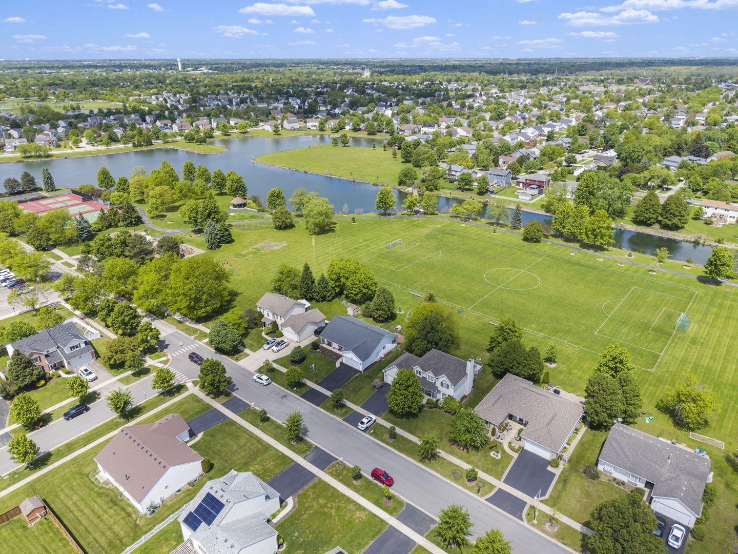 513 Pheasant Chase Drive, Bolingbrook, IL 60490