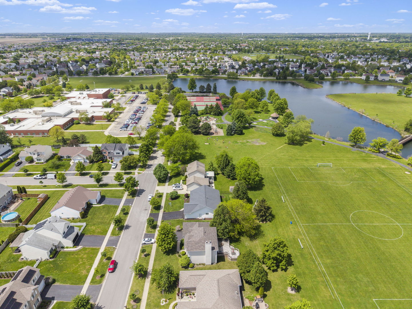 513 Pheasant Chase Drive, Bolingbrook, IL 60490