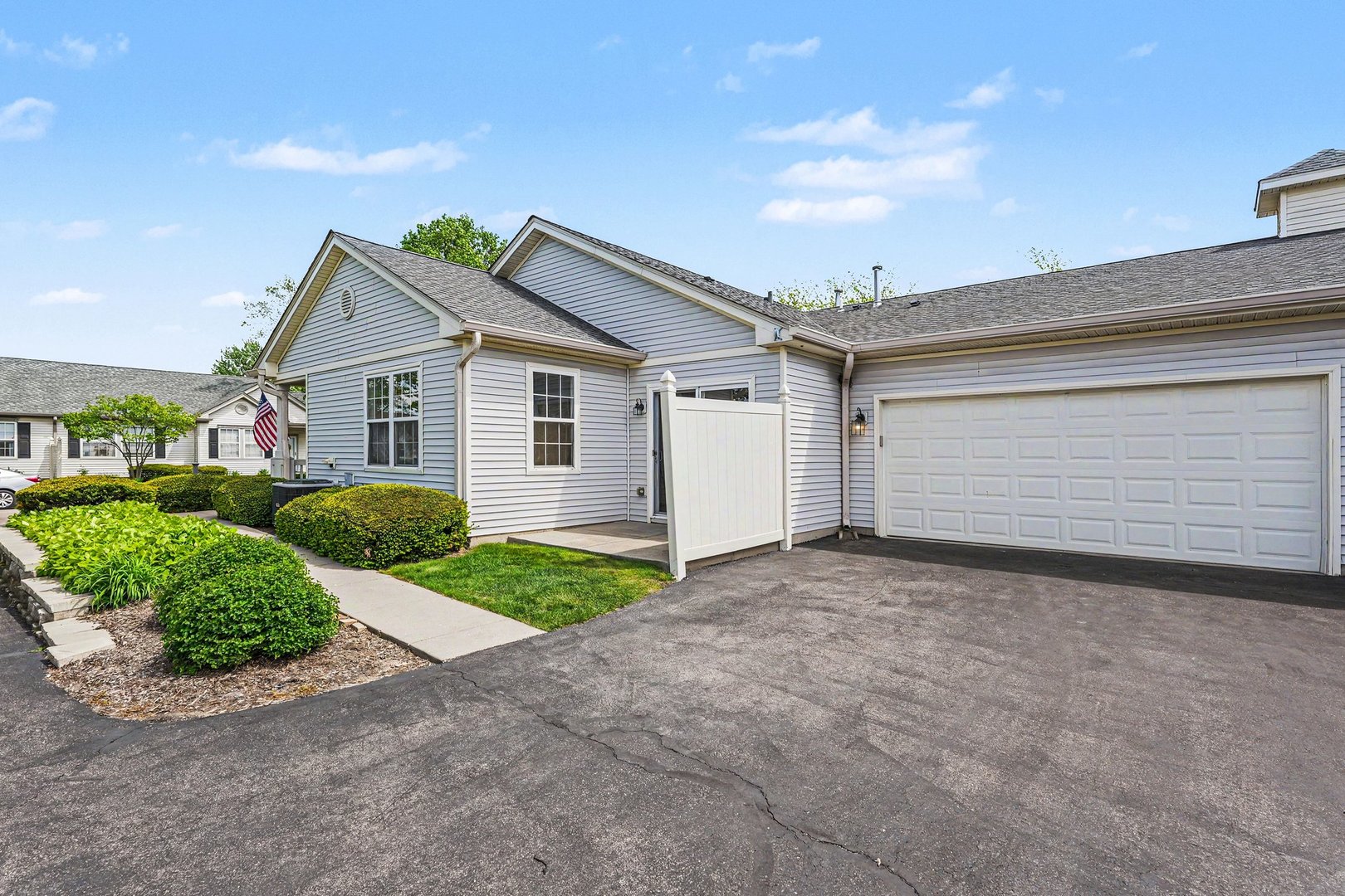 11745 River Terrace Lane, Huntley, IL 60142