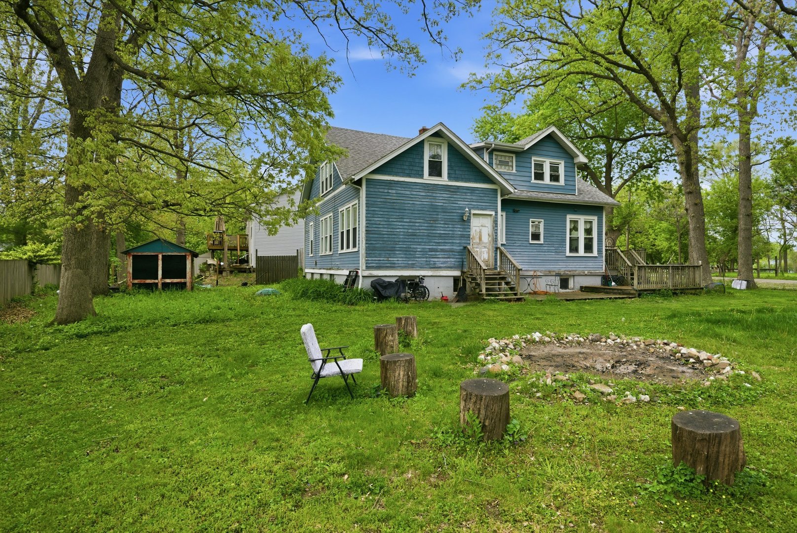 4823 S Little Drive, McHenry, IL 60051