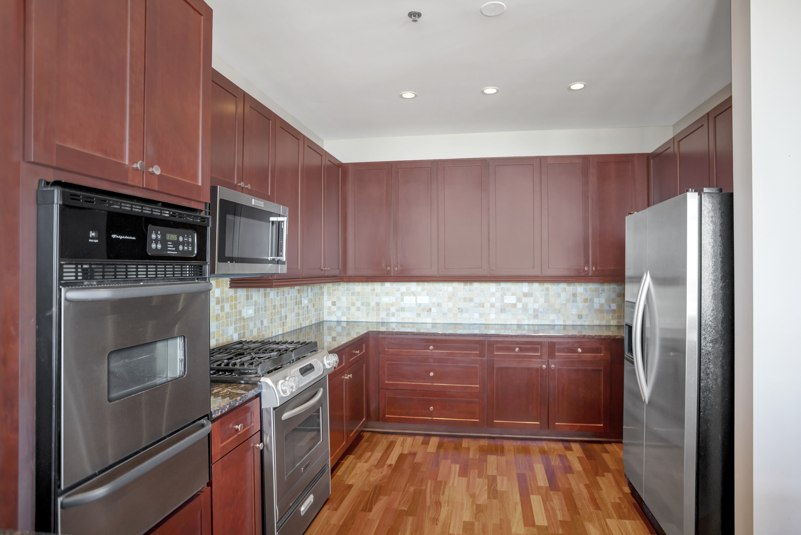 1600 S Prairie Avenue #2102, Chicago, IL 60616