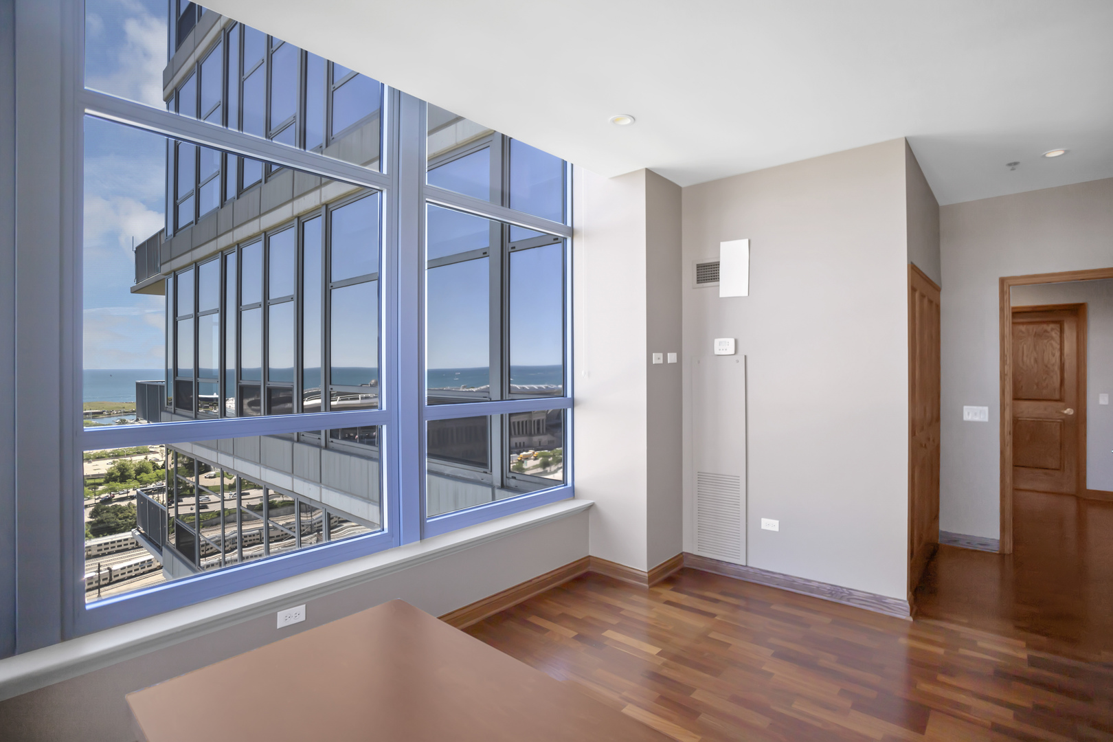 1600 S Prairie Avenue #2102, Chicago, IL 60616