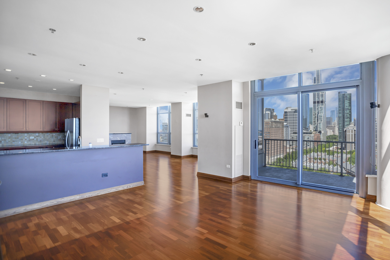 1600 S Prairie Avenue #2102, Chicago, IL 60616