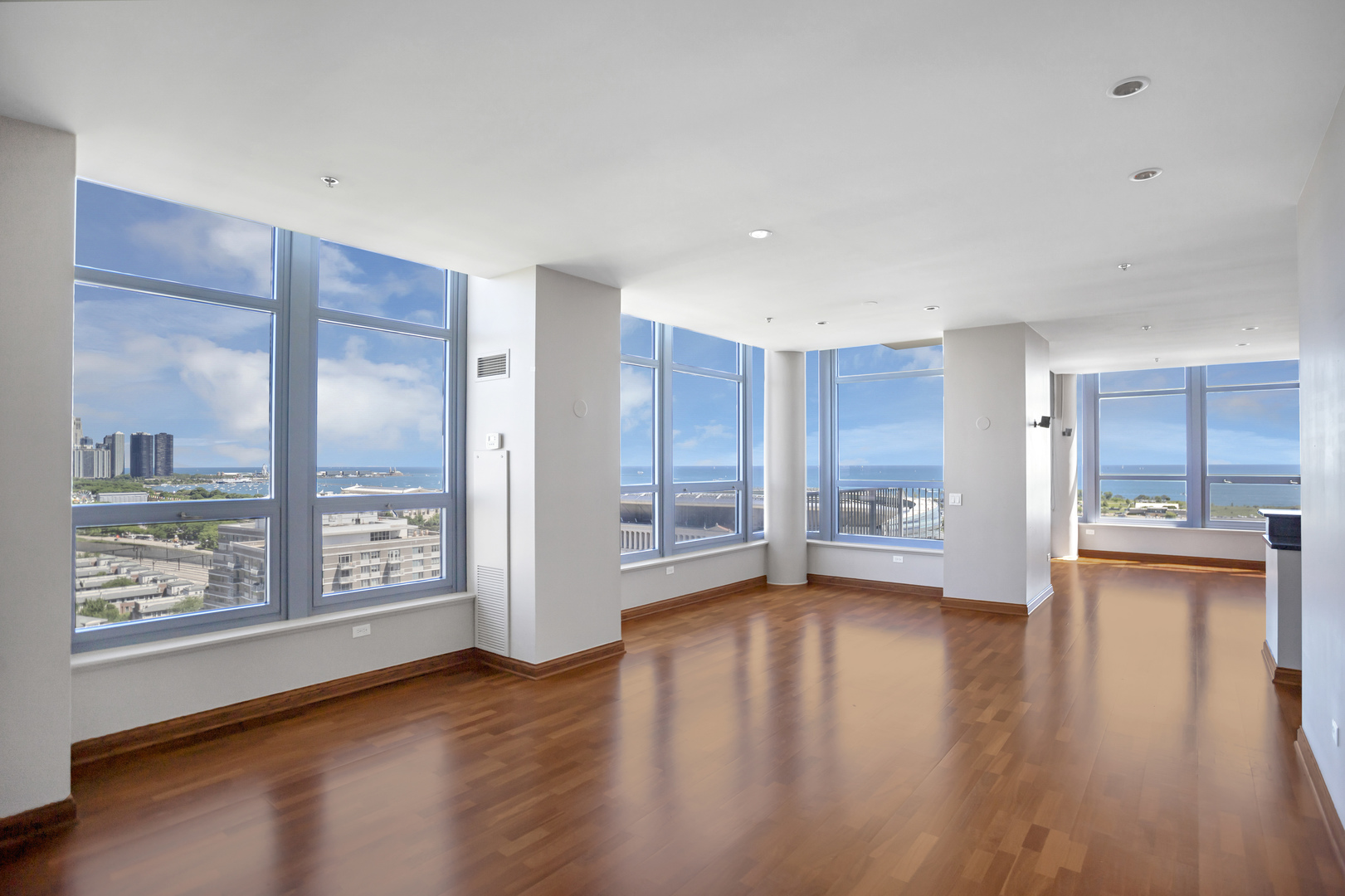 1600 S Prairie Avenue #2102, Chicago, IL 60616