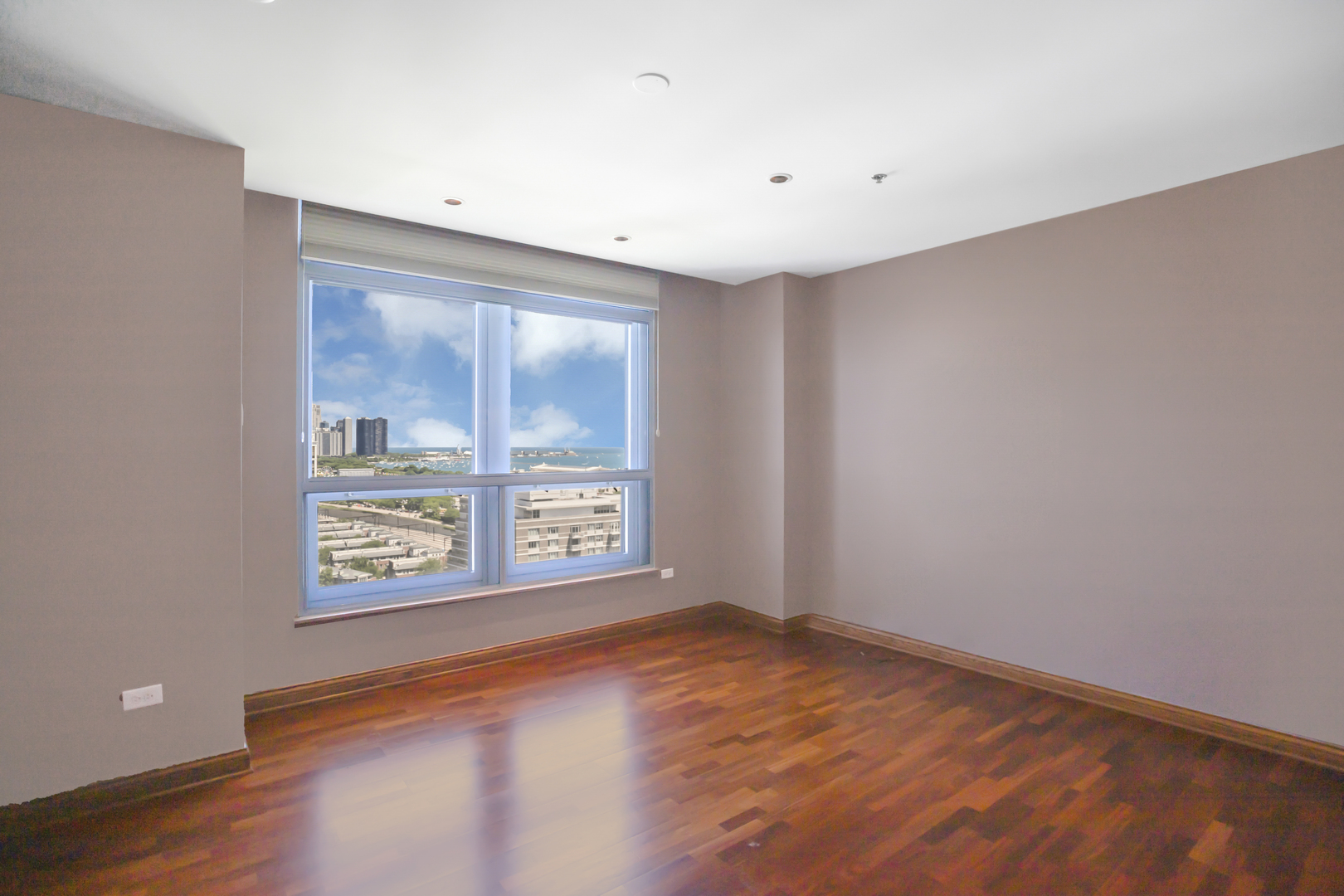 1600 S Prairie Avenue #2102, Chicago, IL 60616