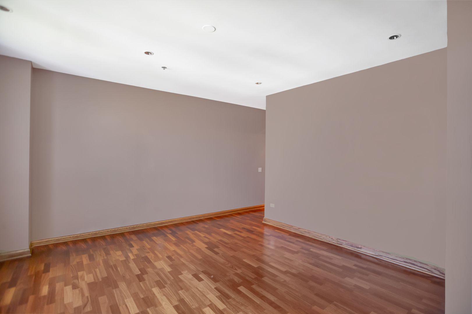 1600 S Prairie Avenue #2102, Chicago, IL 60616