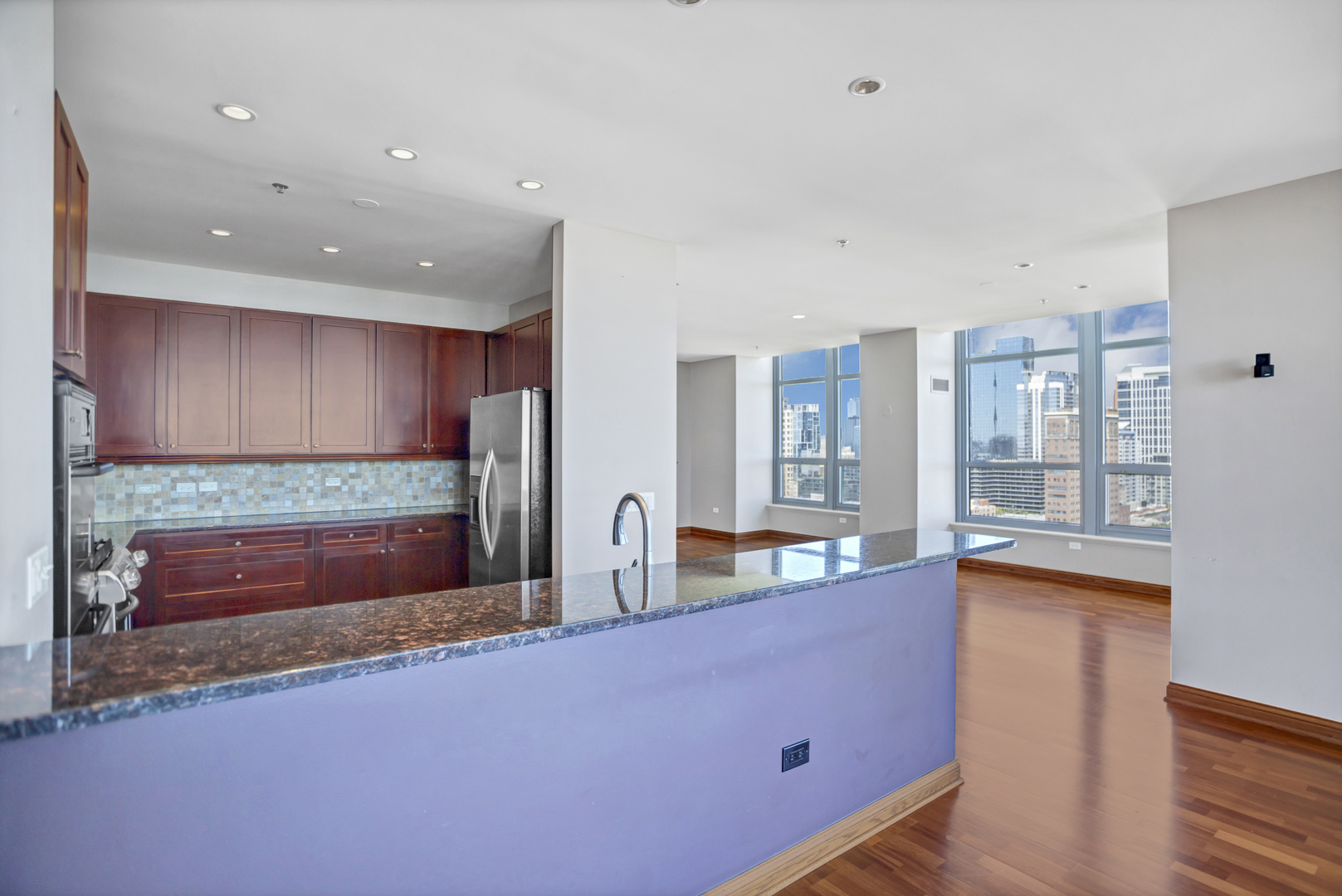 1600 S Prairie Avenue #2102, Chicago, IL 60616
