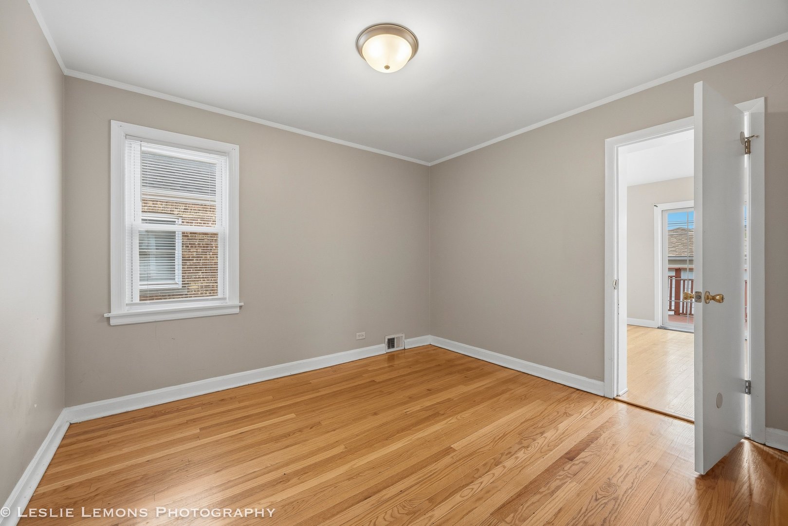 2332 N Leyden Avenue, River Grove, IL 60171