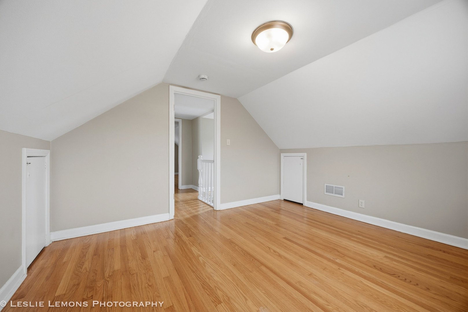 2332 N Leyden Avenue, River Grove, IL 60171
