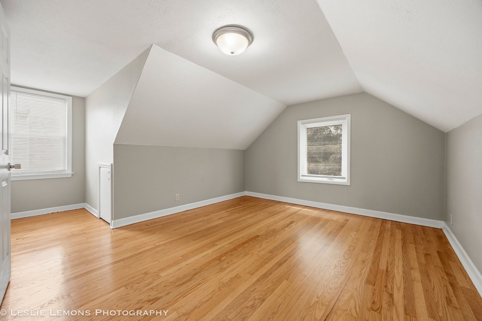 2332 N Leyden Avenue, River Grove, IL 60171