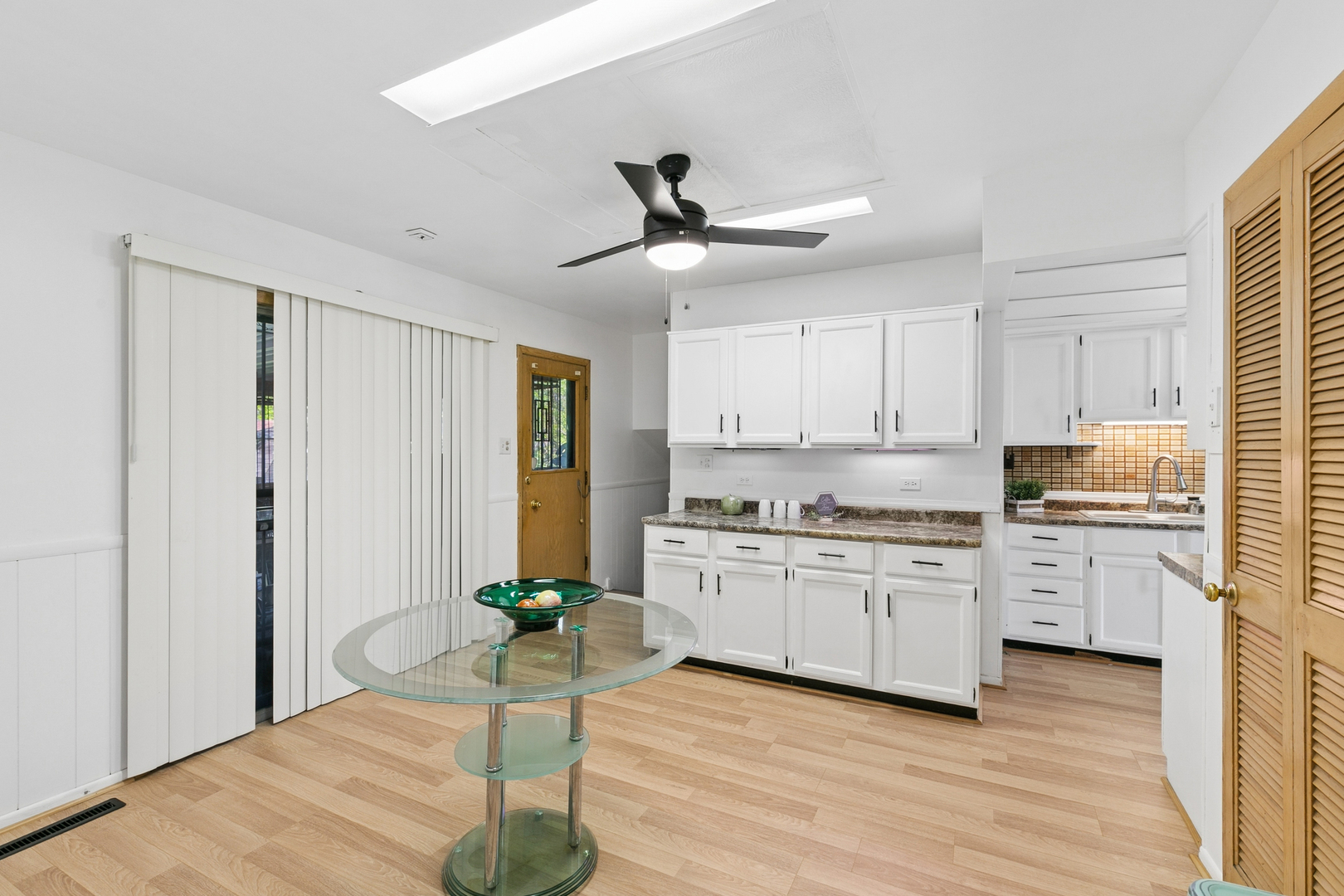 16400 University Avenue, South Holland, IL 60473
