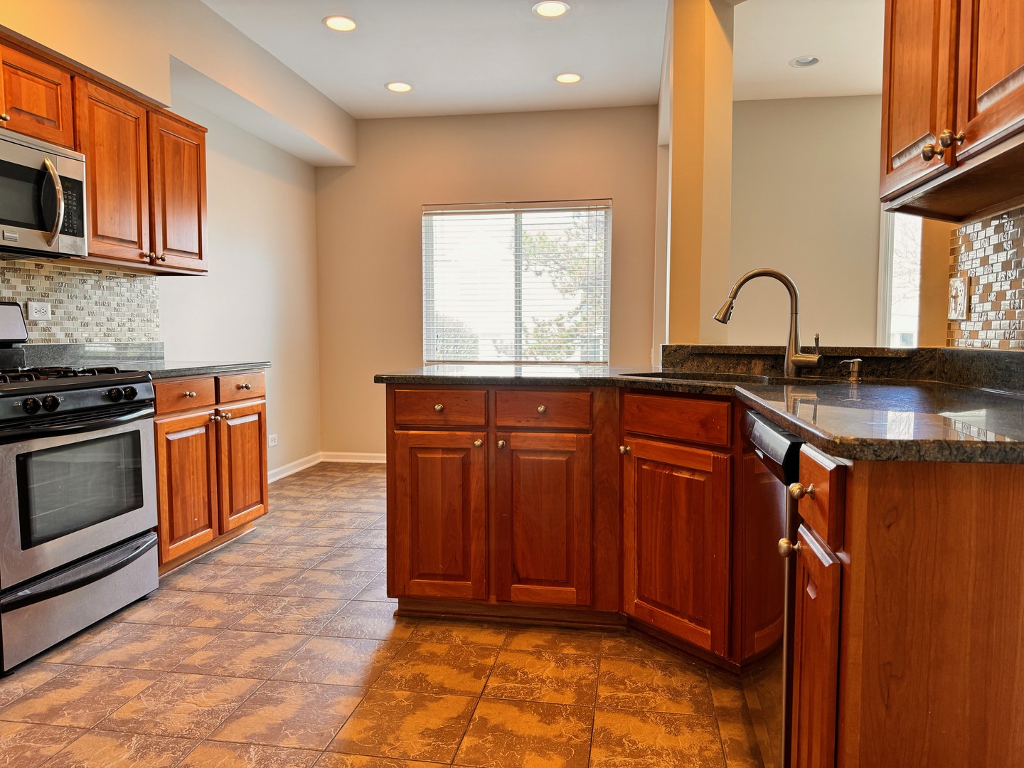 1617 Spaulding Road, Bartlett, IL 60103