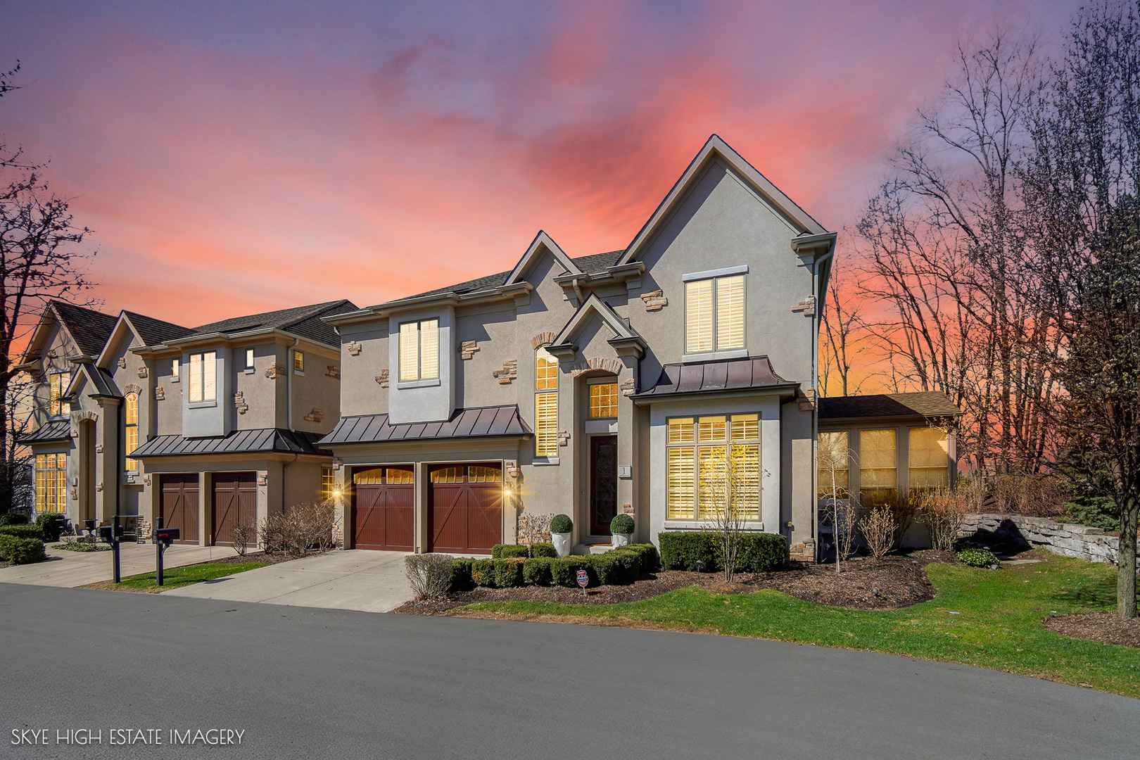 1 Willowcrest Drive, Oak Brook, IL 60523