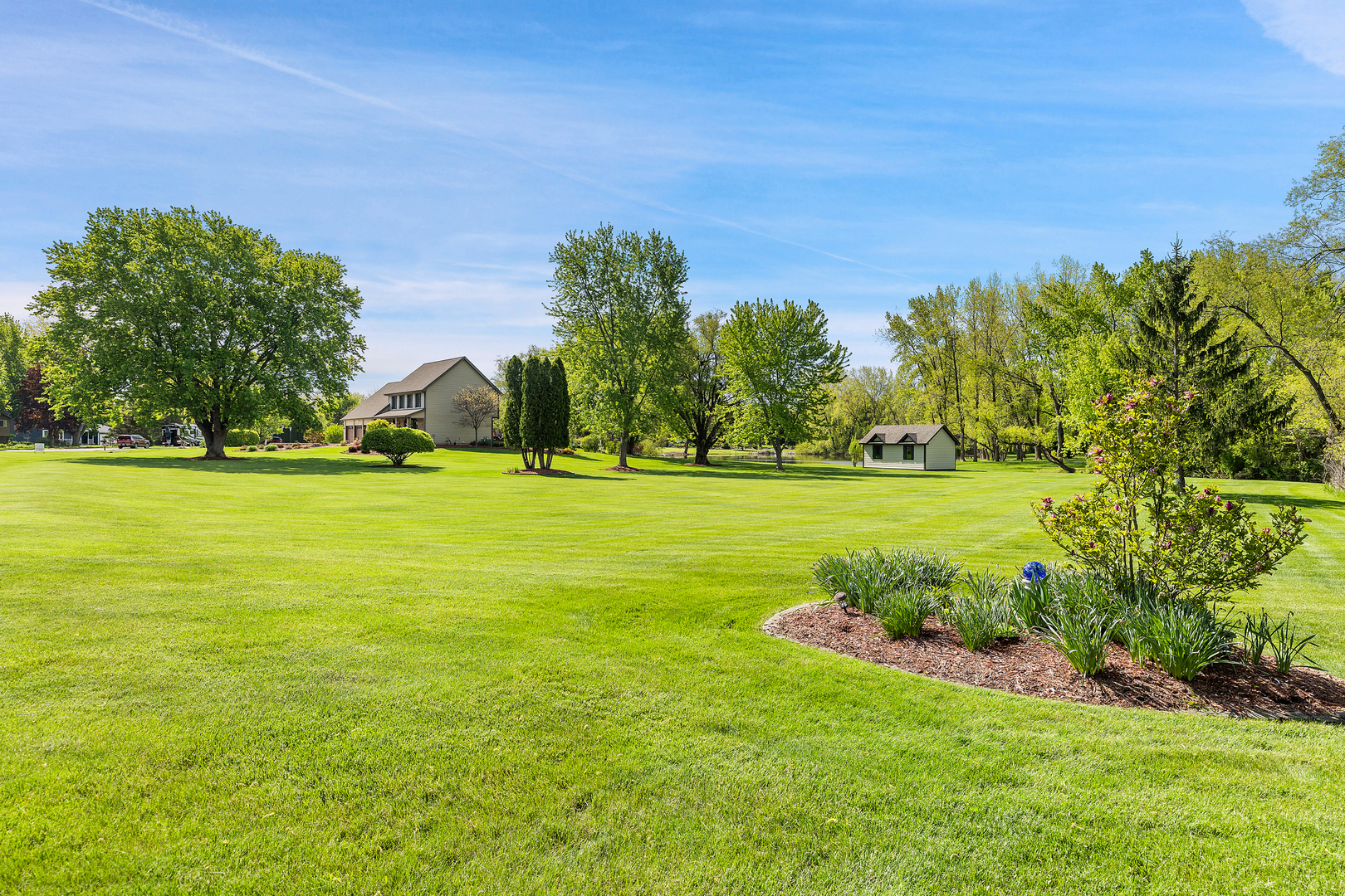 13N470 Chisholm Trail, Elgin, IL 60124