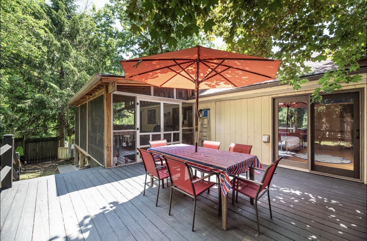 25429 W Cedar Crest Lane, Lake Villa, IL 60046