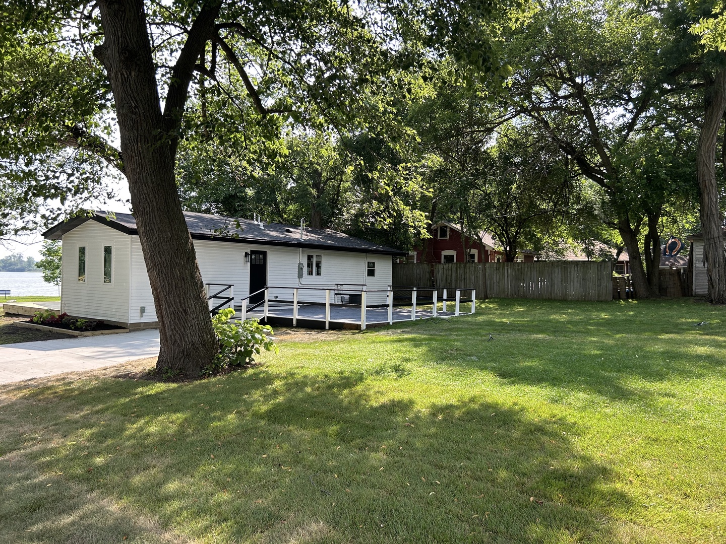 28576 N Parkview Drive, Island Lake, IL 60042