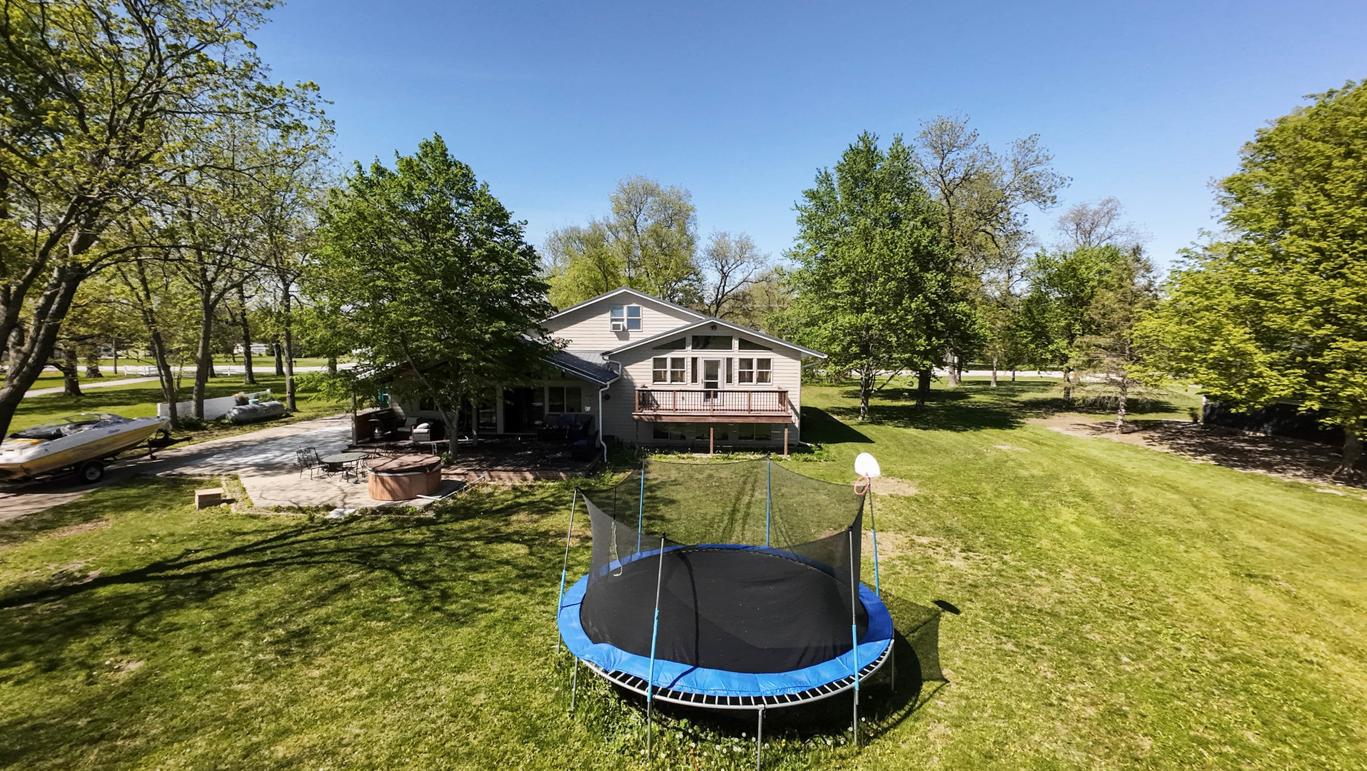 10690 E 1700 North Road, Pontiac, IL 61764