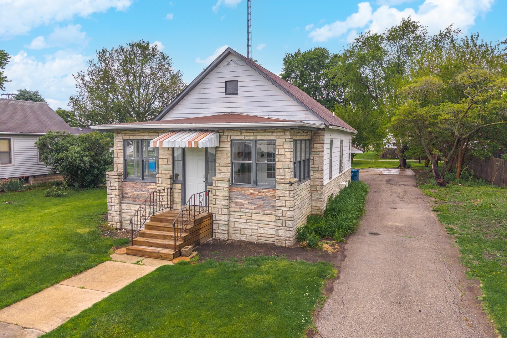 125 E Jackson Street, Cullom, IL 60929