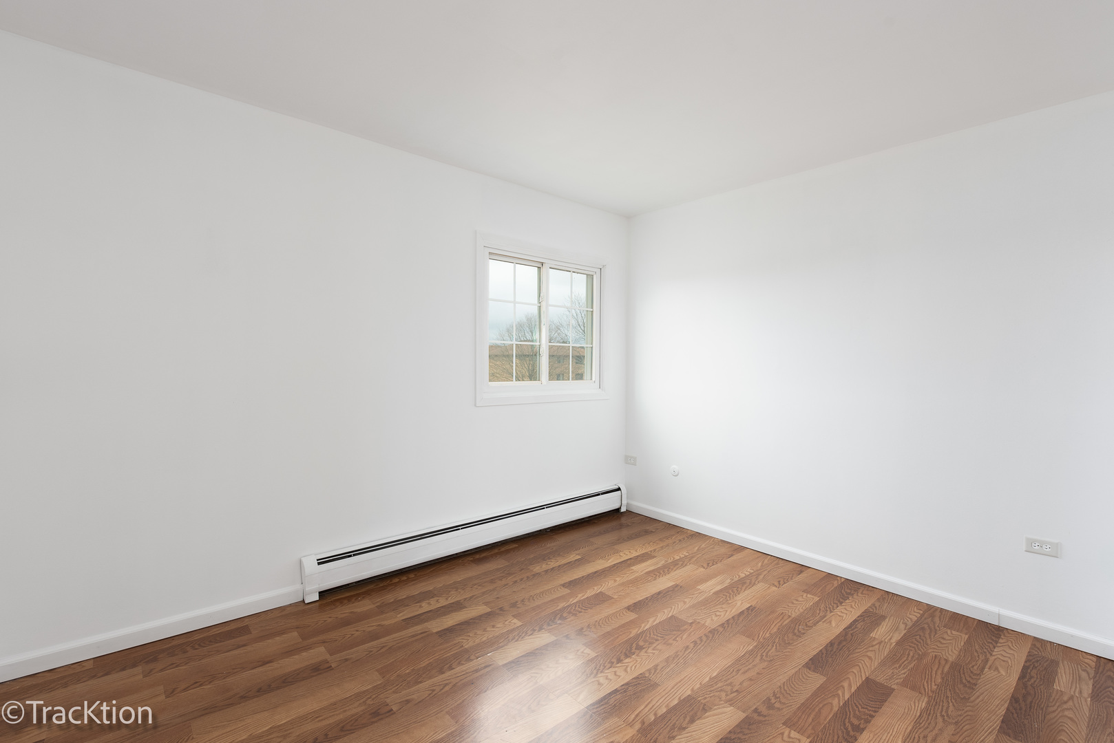 159 W Elk Trail #359, Carol Stream, IL 60188