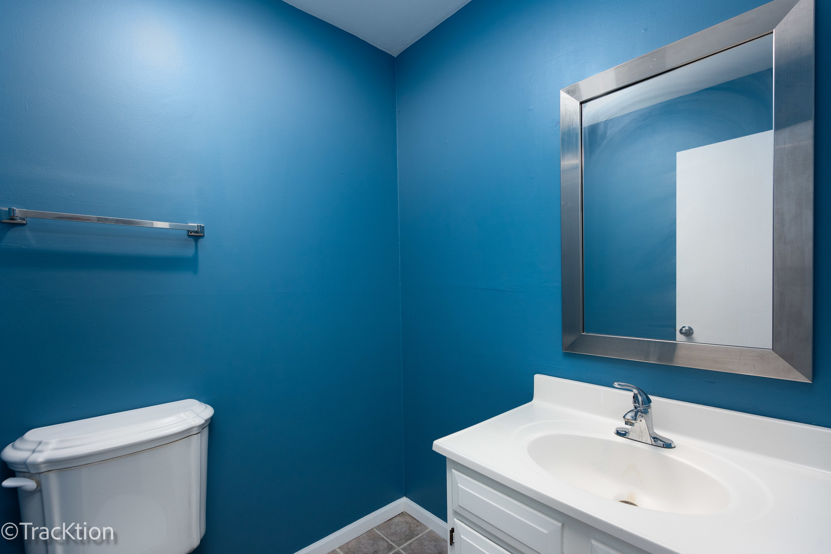 159 W Elk Trail #359, Carol Stream, IL 60188