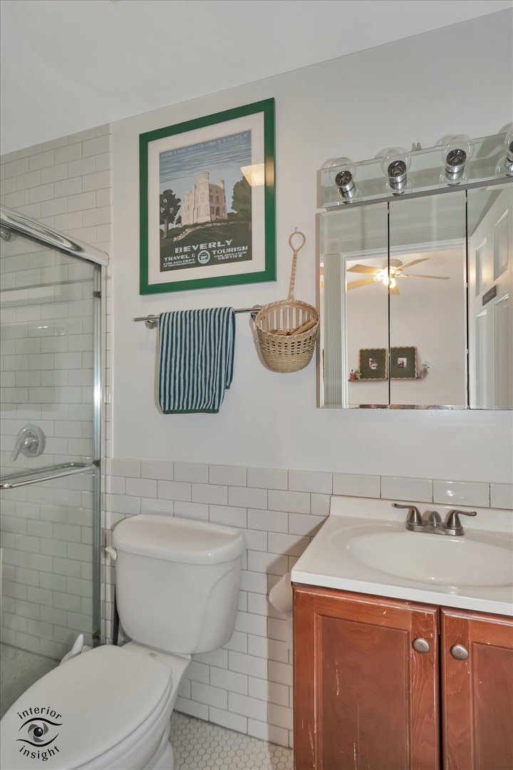 5335 S Harper Avenue #1, Chicago, IL 60615