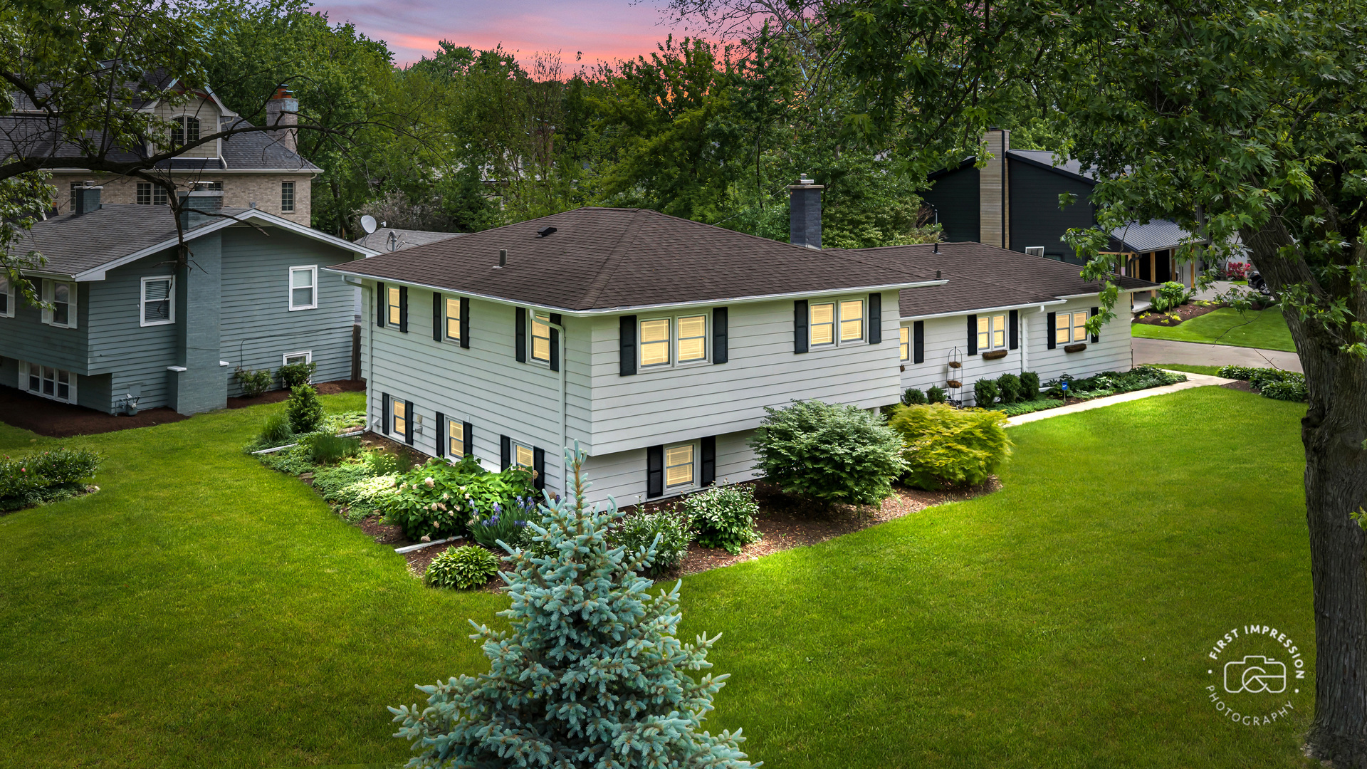 325 Hemlock Lane, Naperville, IL 60540