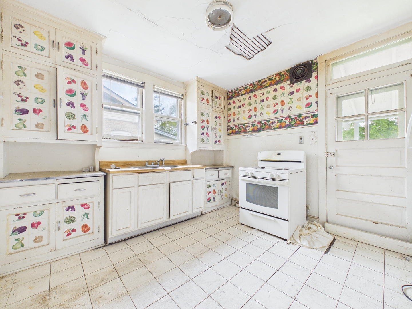 1036 22nd Avenue, Bellwood, IL 60104