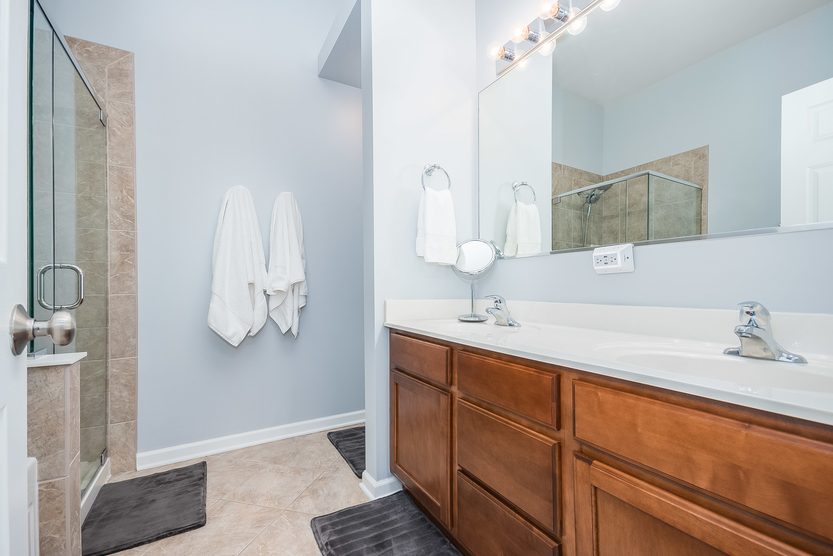 2768 Blakely Lane #2768, Naperville, IL 60540