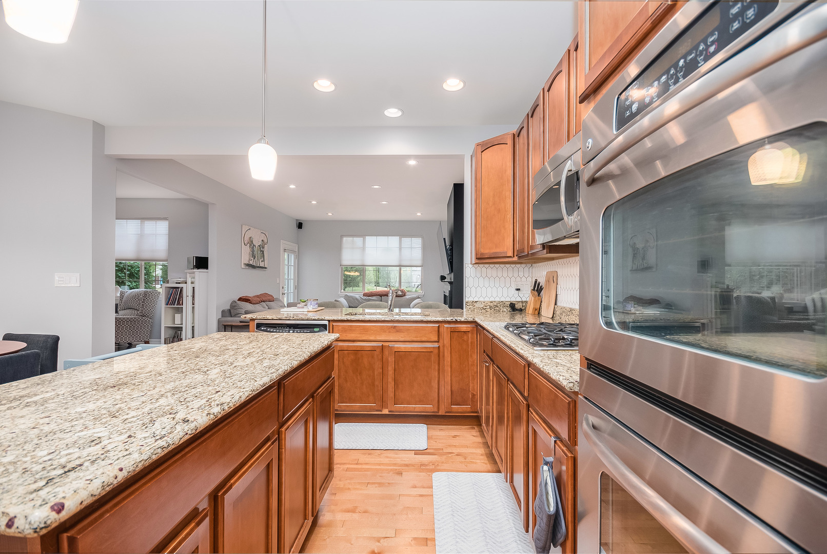 2768 Blakely Lane #2768, Naperville, IL 60540