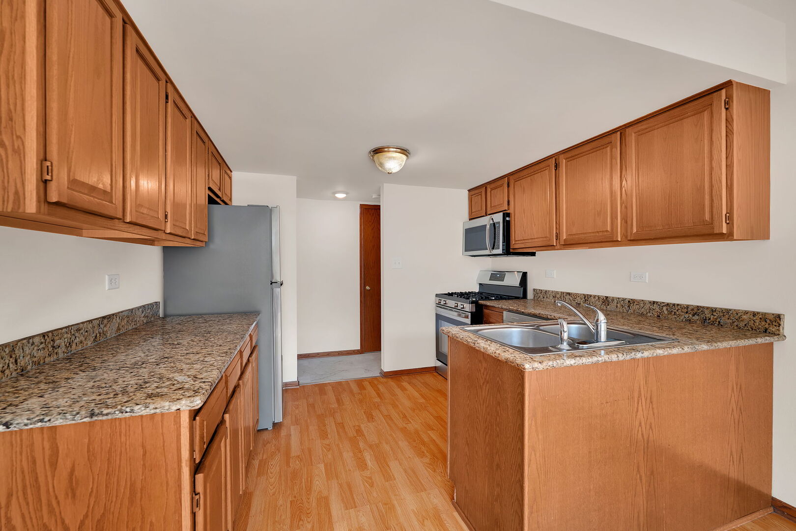 1466 Root Street #1, Crest Hill, IL 60435
