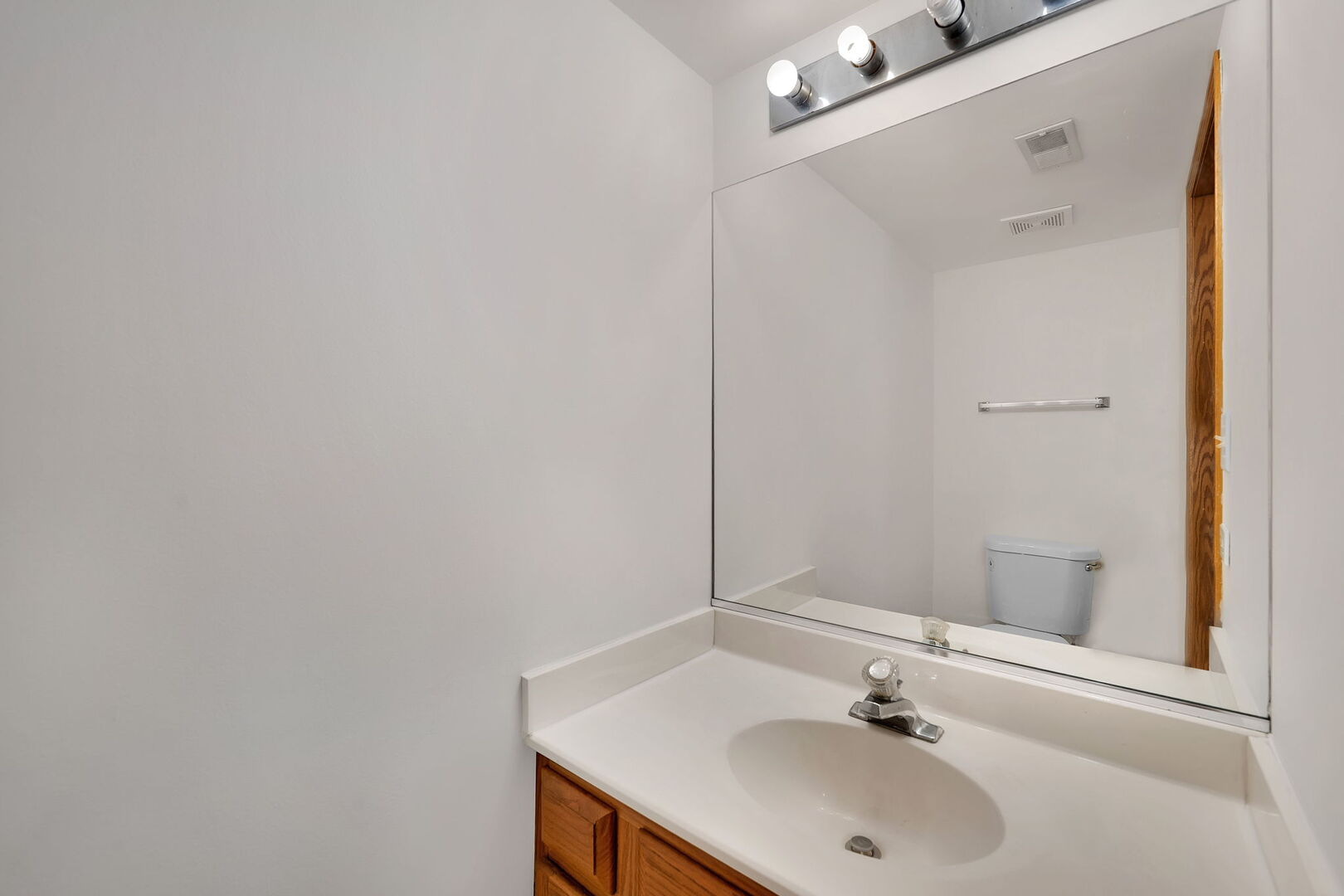 1466 Root Street #1, Crest Hill, IL 60435