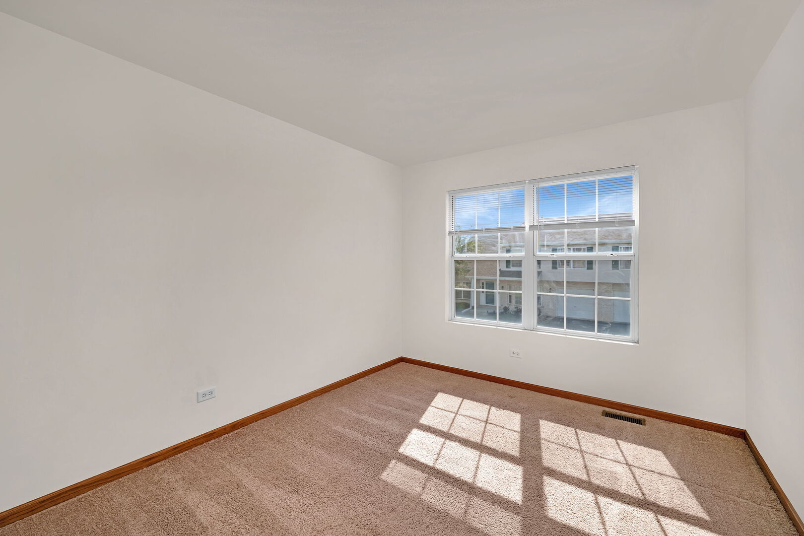 1466 Root Street #1, Crest Hill, IL 60435