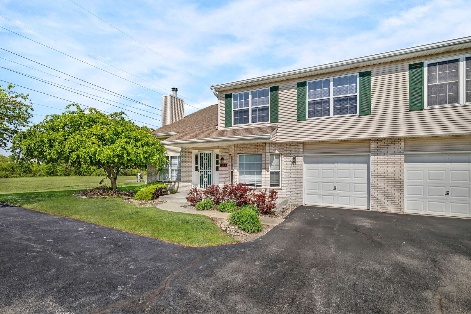 1466 Root Street #1, Crest Hill, IL 60435