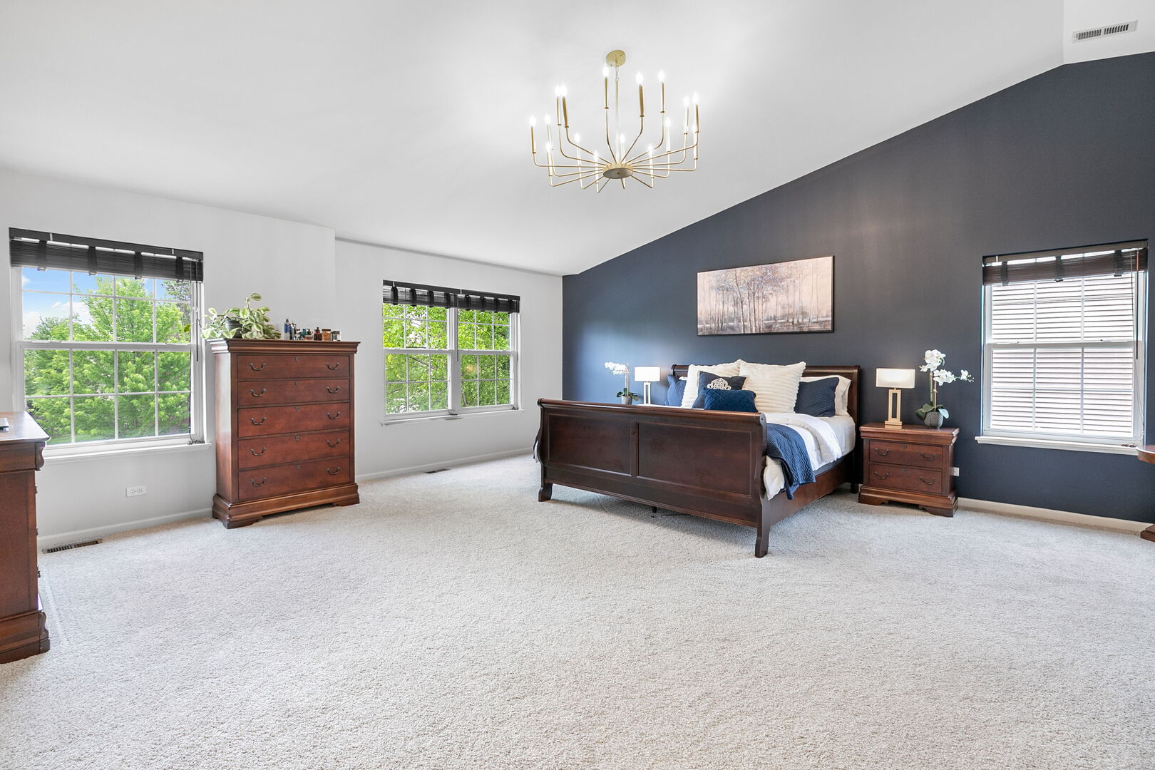 2637 W Autumn Drive, Round Lake, IL 60073