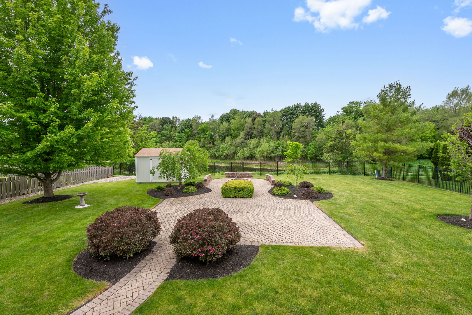 2637 W Autumn Drive, Round Lake, IL 60073