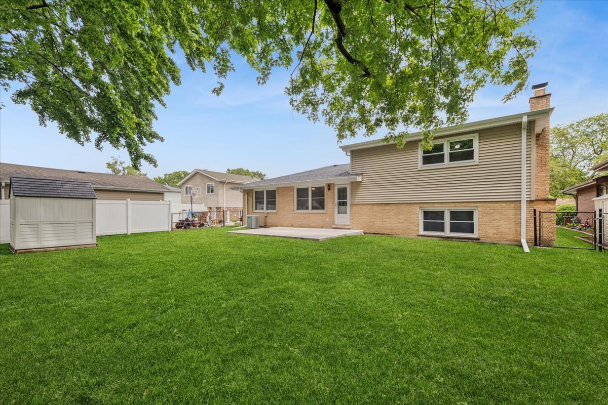 17718 65th Avenue, Tinley Park, IL 60477