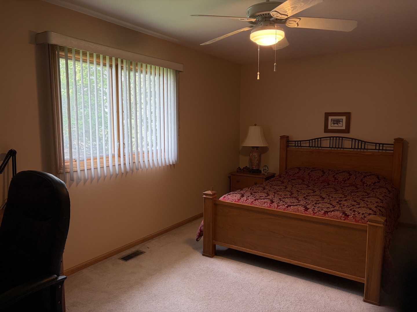 16404 Shawnee Drive, Lockport, IL 60441