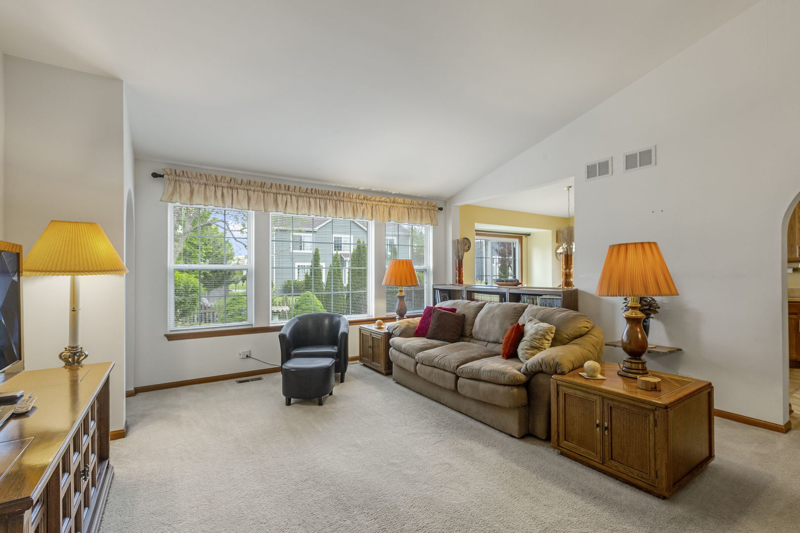9231 Durham Drive, Huntley, IL 60142