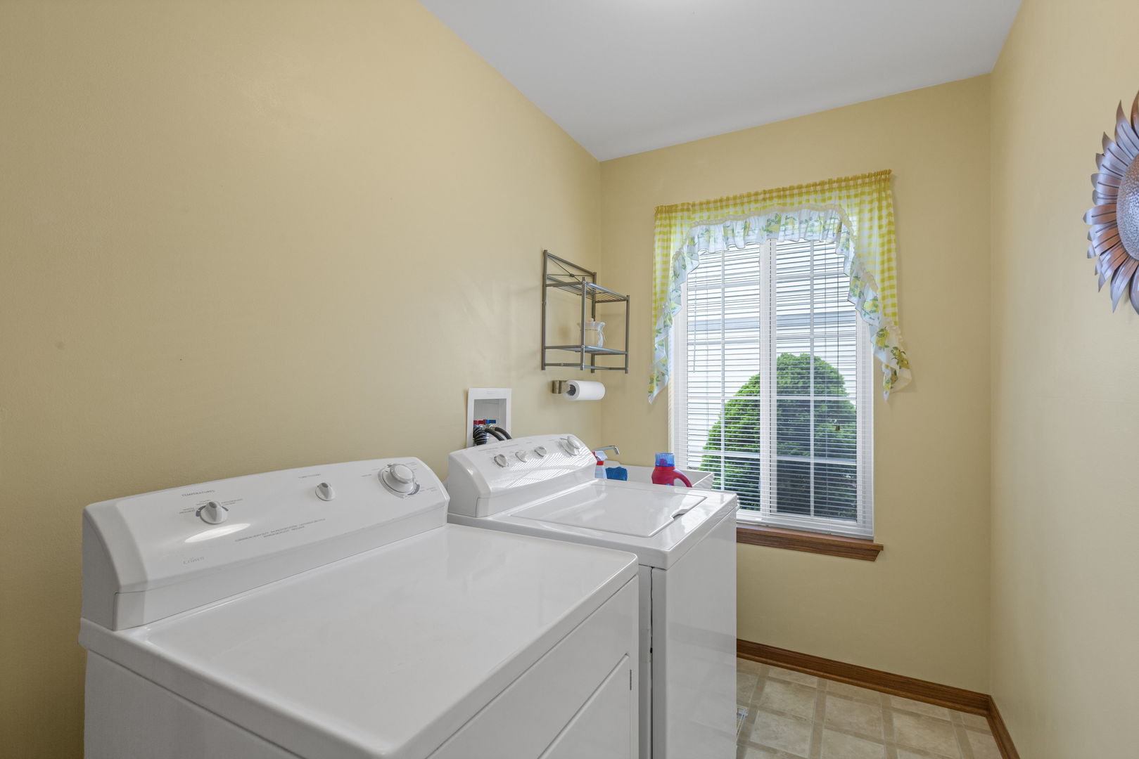 9231 Durham Drive, Huntley, IL 60142