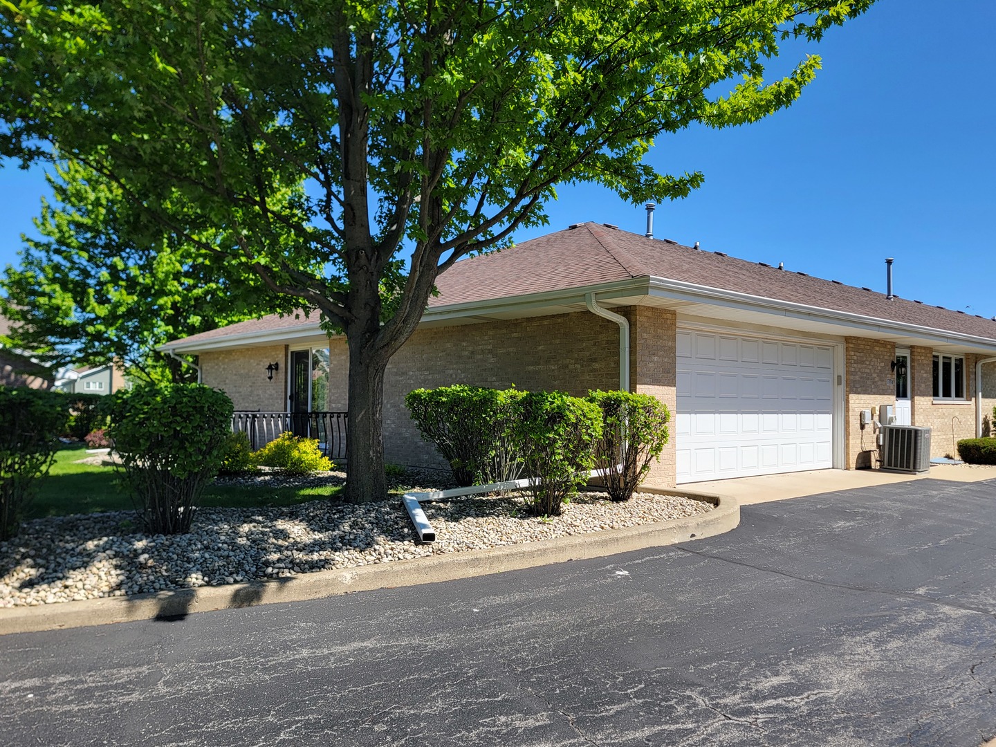 17814 America Court #31, Orland Park, IL 60467