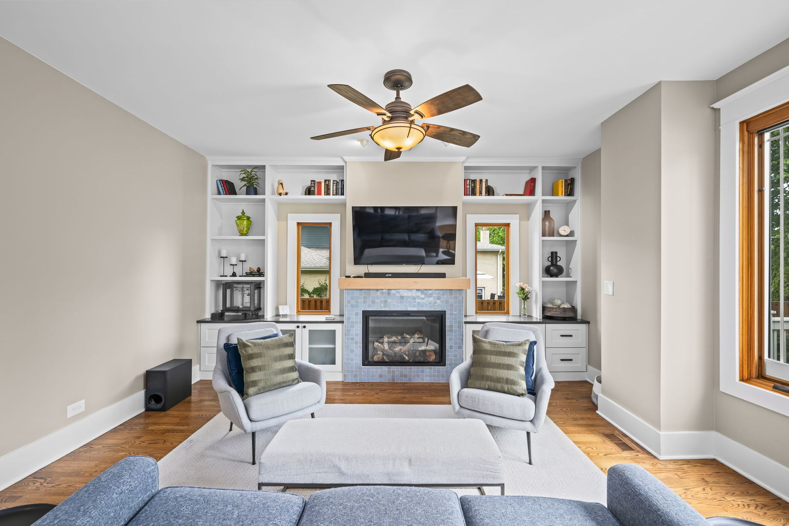 304 S Mitchell Avenue, Arlington Heights, IL 60005