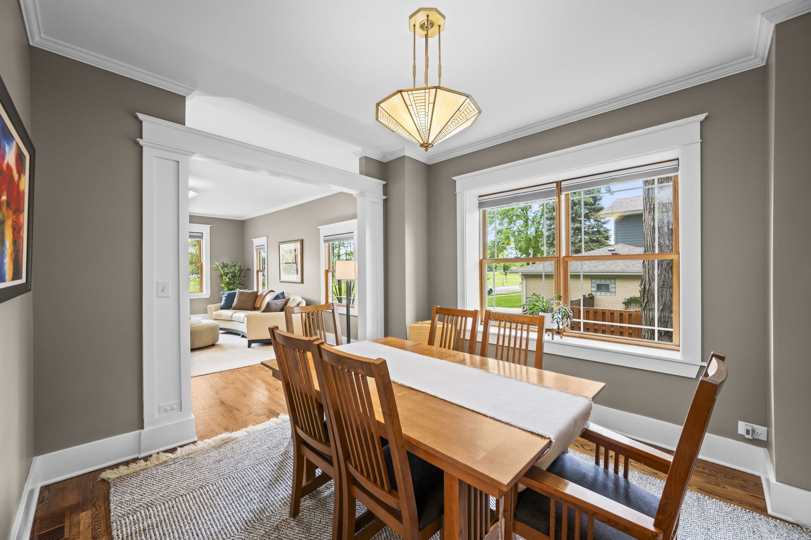 304 S Mitchell Avenue, Arlington Heights, IL 60005